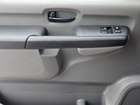 Used 2019 Nissan NV 3500 S image 22