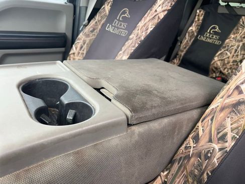 Used 2018 Ford F150 XLT w/ Equipment Group 302A Luxury image 22