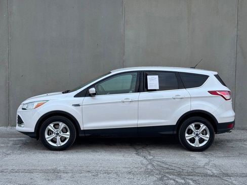 Used 2014 Ford Escape SE image 29