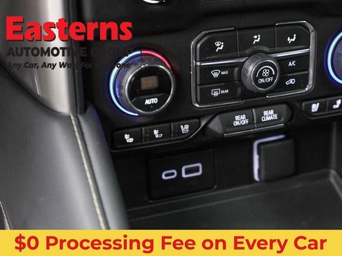Used 2024 Chevrolet Tahoe Premier RWD image 21