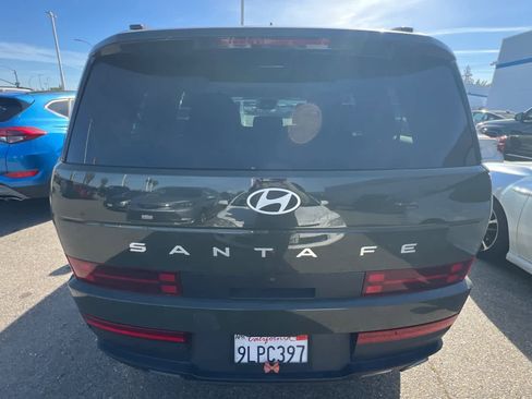 Used 2024 Hyundai Santa Fe SEL FWD image 5