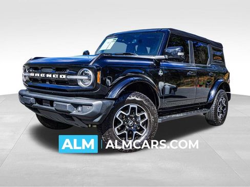 Used 2023 Ford Bronco Outer Banks image 1