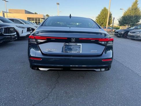 Used 2023 Honda Accord Touring image 10