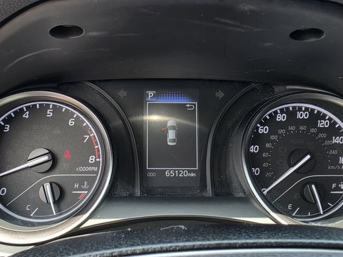 Used 2024 Toyota Camry SE FWD image 17