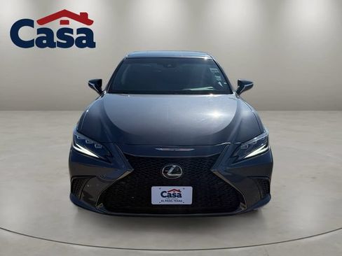 Used 2025 Lexus ES 350 w/ Premium Package FWD image 2