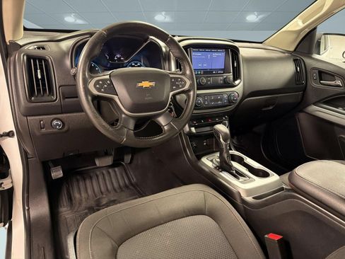 Used 2022 Chevrolet Colorado LT w/ Fleet Safety Package RWD image 17