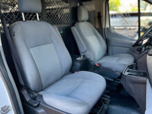 Used 2018 Ford Transit 250 130 Low Roof RWD image 29