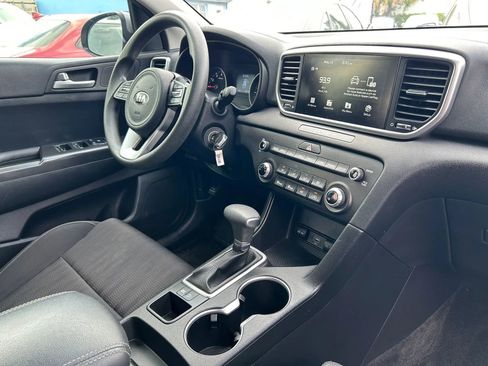 Used 2021 Kia Sportage LX FWD image 13