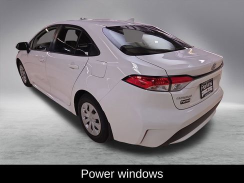 Used 2020 Toyota Corolla L image 6