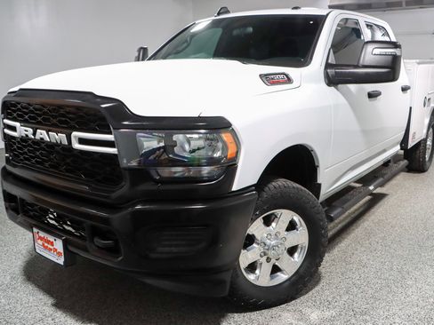 Used 2023 RAM 2500 Tradesman AWD/4WD image 31