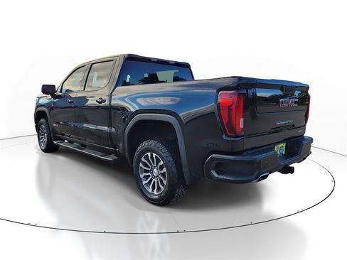 Used 2021 GMC Sierra 1500 AT4 image 3