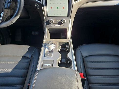 Certified 2022 Ford Edge SEL AWD/4WD image 21