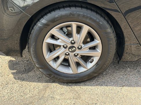 Used 2020 Kia Optima LX FWD image 9