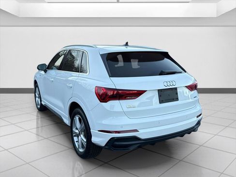 Used 2022 Audi Q3 2.0T Premium w/ Convenience Package image 10
