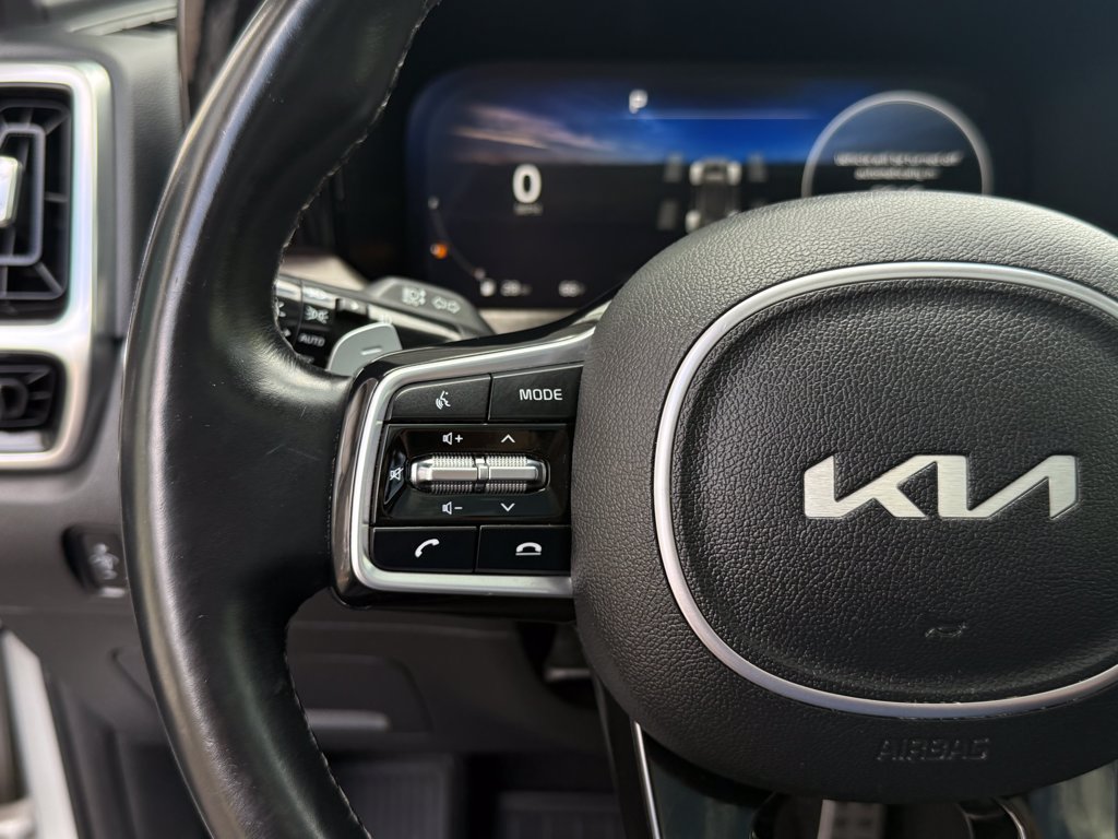 Used 2022 Kia Sorento SX Prestige AWD/4WD image 32