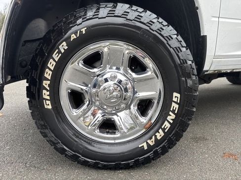 Used 2015 RAM 2500 Tradesman w/ Chrome Appearance Group image 11