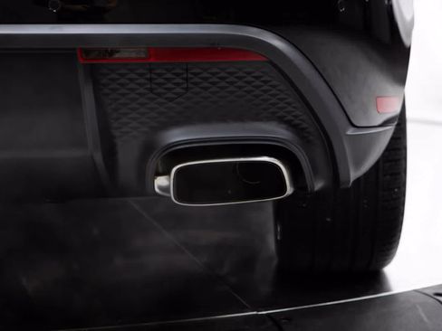 Certified 2026 Porsche Macan AWD/4WD image 20