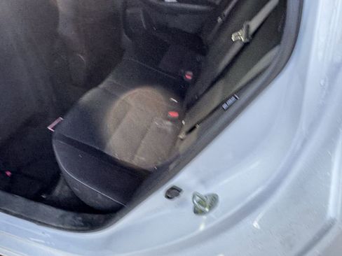 Used 2022 Nissan Sentra SV w/ Trunk Package image 10