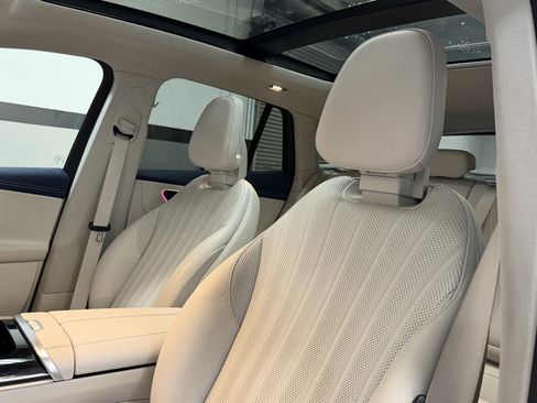 Certified 2023 Mercedes-Benz EQE 500 4MATIC SUV image 26