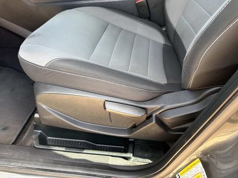 Used 2019 Ford Escape S FWD image 19