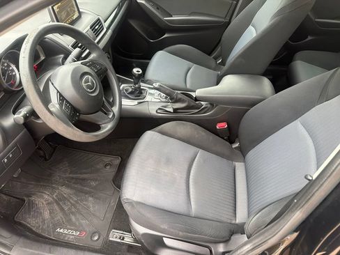 Used 2016 MAZDA MAZDA3 i Sport FWD image 11