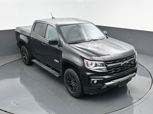 Used 2021 Chevrolet Colorado Z71 w/ Z71 Midnight Edition AWD/4WD image 21