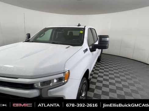 Used 2022 Chevrolet Silverado 1500 RST image 3