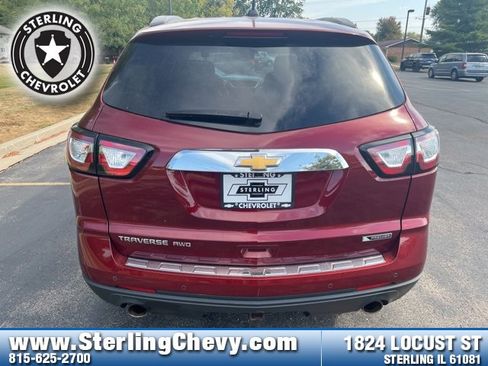 Used 2017 Chevrolet Traverse Premier image 4