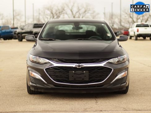 Used 2022 Chevrolet Malibu RS image 2