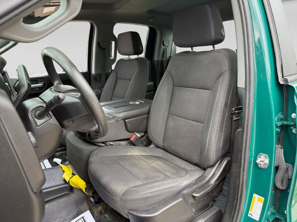 Used 2020 Chevrolet Silverado 1500 W/T RWD image 18