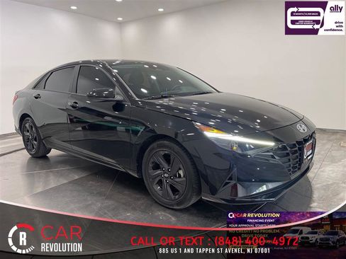 Used 2022 Hyundai Elantra SEL w/ Convenience Package FWD image 1