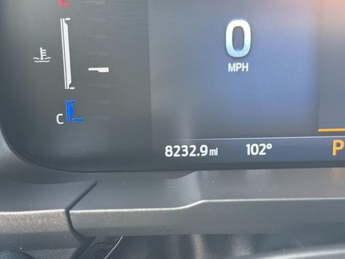 Used 2025 Ford Maverick XLT w/ Equipment Group 302A AWD/4WD image 26