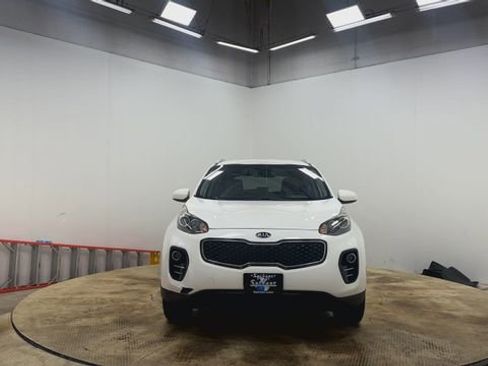Used 2018 Kia Sportage LX w/ LX Popular Package image 7