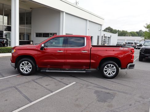 Used 2025 Chevrolet Silverado 1500 LTZ w/ LTZ Premium Package AWD/4WD image 7