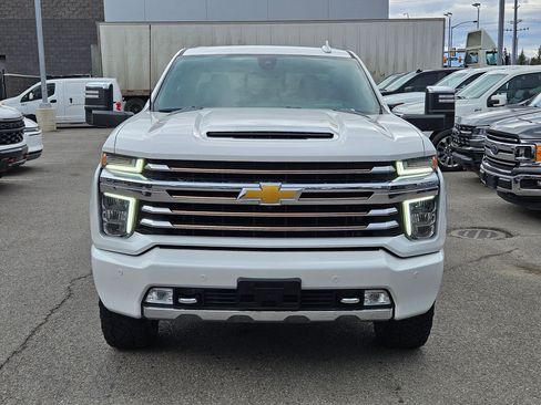 Used 2023 Chevrolet Silverado 2500 High Country image 9