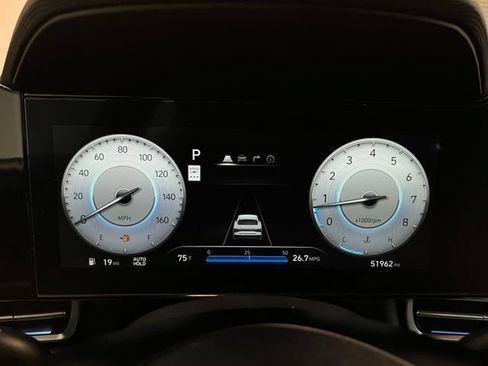 Used 2024 Hyundai Elantra Limited FWD image 24
