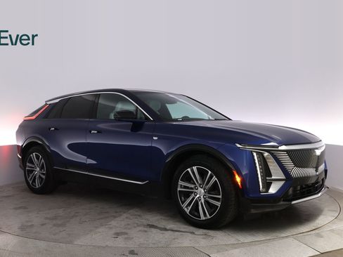 Used 2024 Cadillac Lyriq Luxury RWD image 14