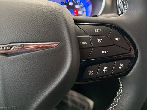 New 2026 Chrysler Pacifica Select w/ S Appearance Package image 10