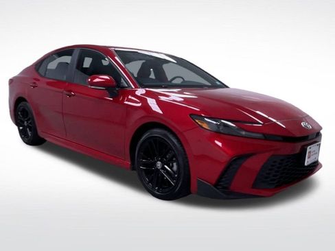 Certified 2025 Toyota Camry SE image 19