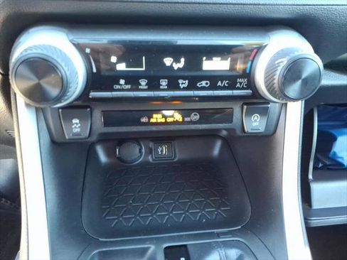 Certified 2023 Toyota RAV4 LE image 25