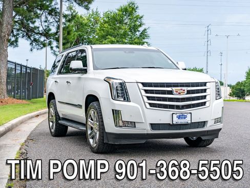 Used 2019 Cadillac Escalade Luxury AWD/4WD image 3