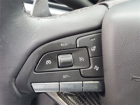 Certified 2025 Cadillac XT6 Sport w/ LPO, Floor Liner Package image 17