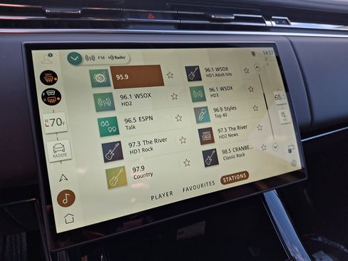 New 2026 Land Rover Range Rover Sport SE image 17