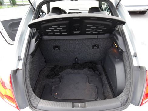 Used 2012 Volkswagen Beetle 2.5 FWD image 22