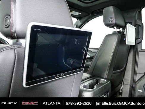 Used 2022 Chevrolet Tahoe RST w/ Luxury Package image 21