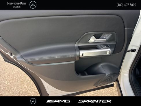 New 2026 Mercedes-Benz GLB 250 image 19
