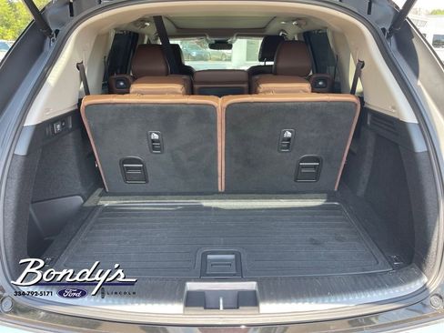 Used 2023 Acura MDX SH-AWD w/ Advance Package image 14