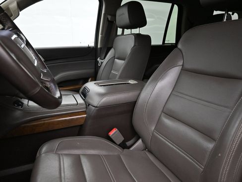 Used 2020 GMC Yukon Denali w/ Open Road Package AWD/4WD image 11