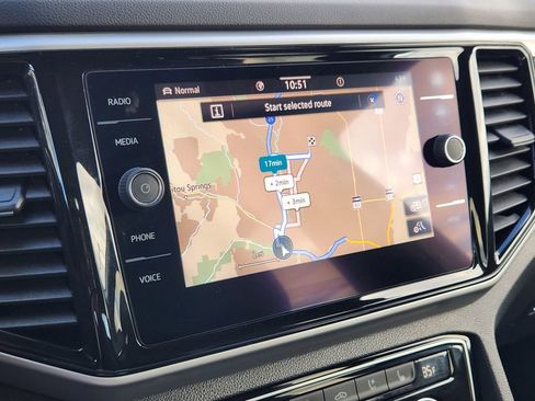 Used 2021 Volkswagen Atlas Cross Sport SEL Premium image 12