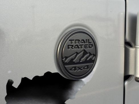 Used 2024 Jeep Wrangler Sport S image 30